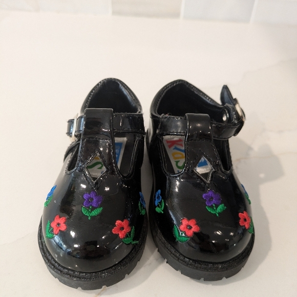 Vintage SEARS kids Black Patent Embroidered Dress Baby Shoes - Picture 4 of 6